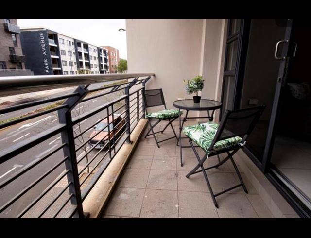 2 BEDROOM PROPERTY TO RENT IN UMHLANGA RIDGE